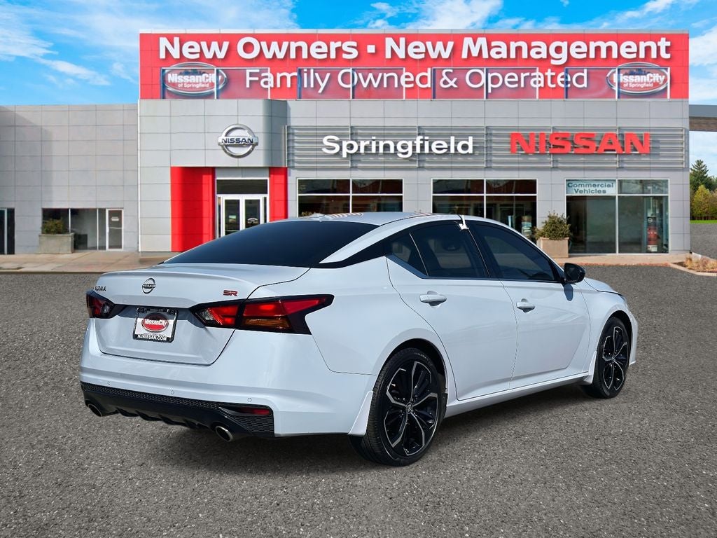 2024 Nissan Altima SR