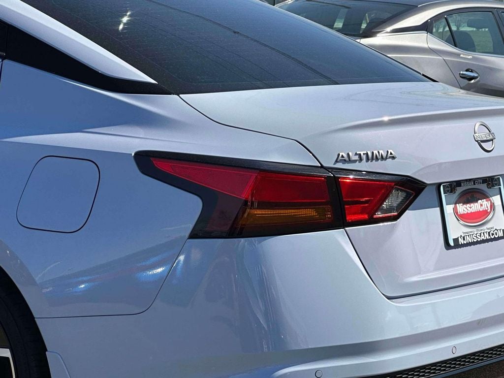 2024 Nissan Altima SR