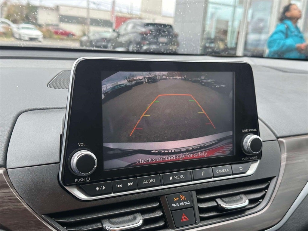 2023 Nissan Altima SV