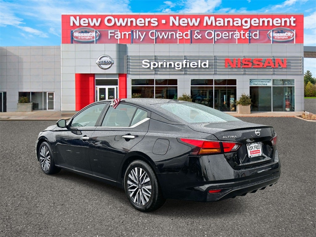 2023 Nissan Altima SV