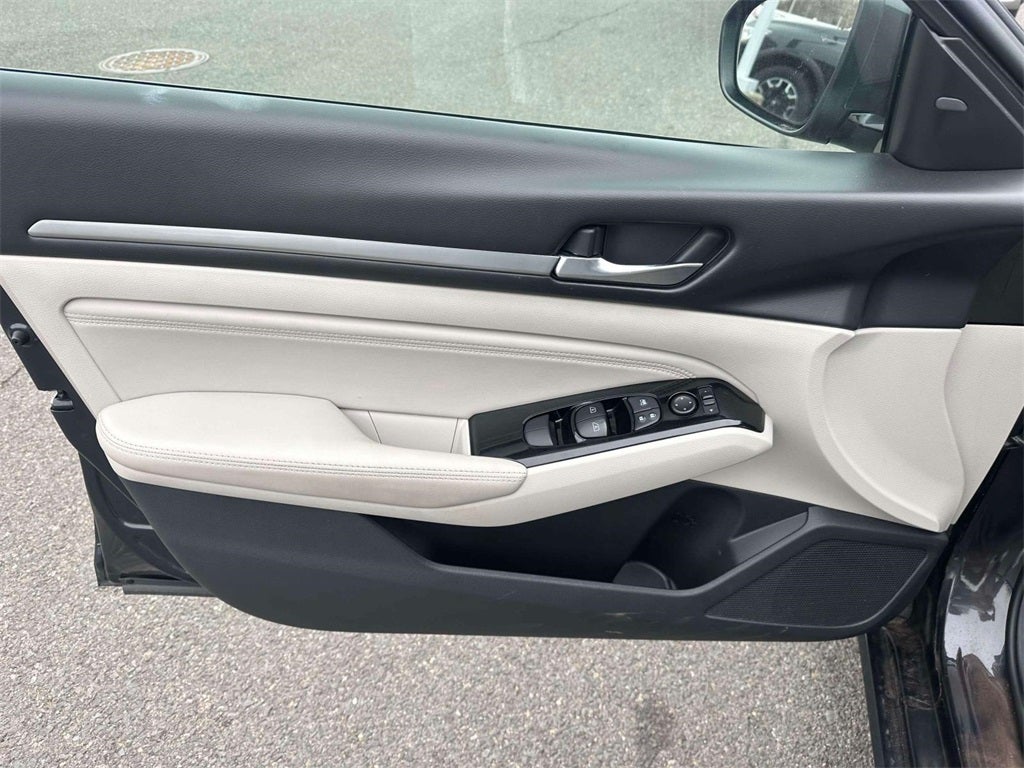 2020 Nissan Altima 2.5 SV