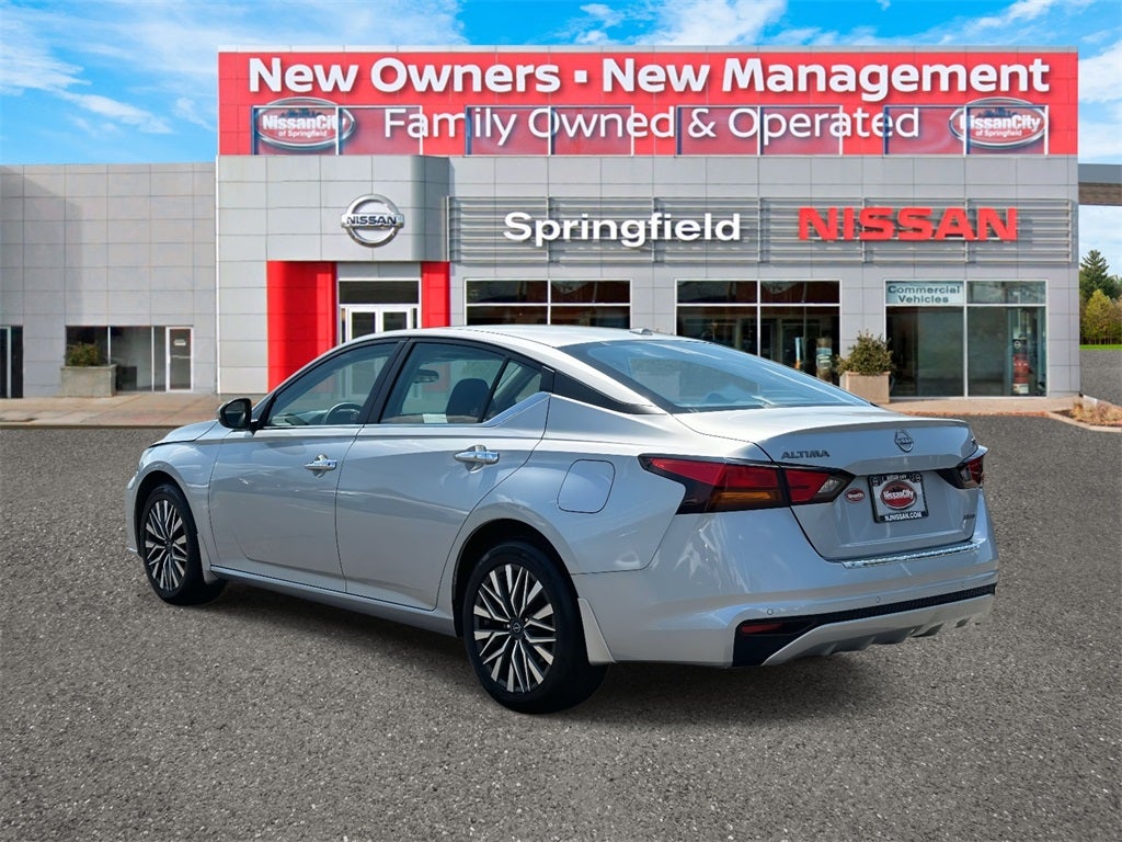 2023 Nissan Altima SV