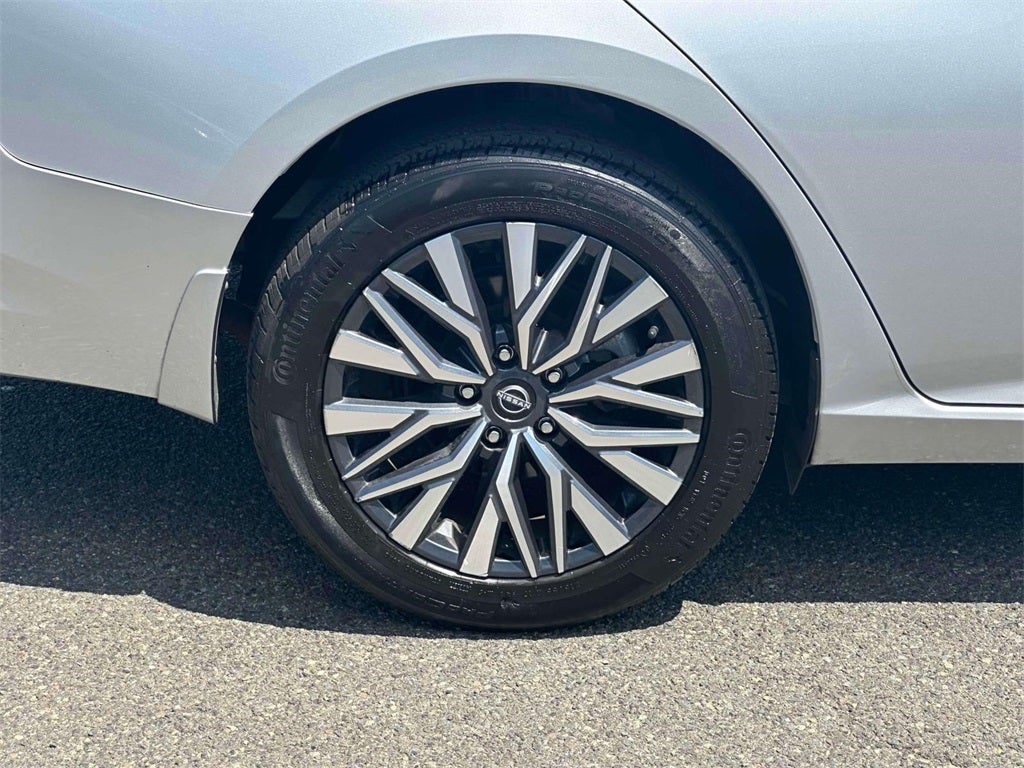 2023 Nissan Altima SV