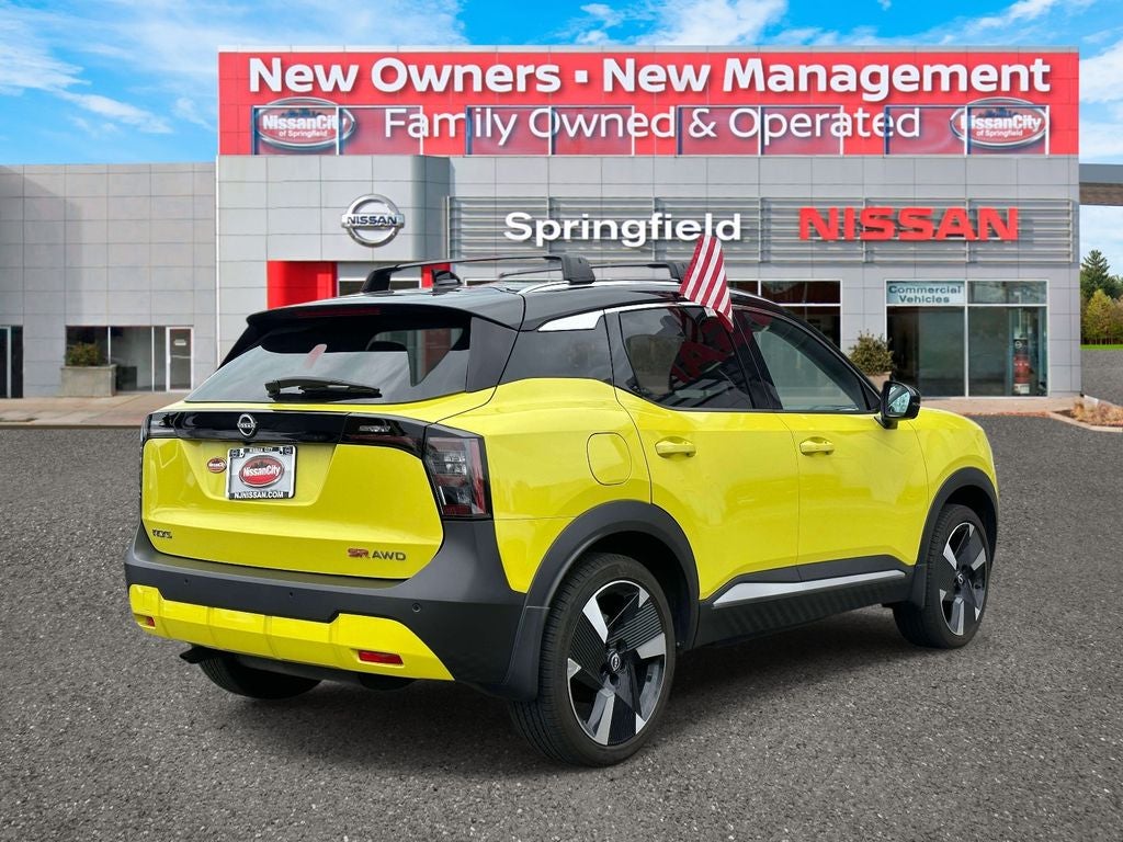 2025 Nissan Kicks SR