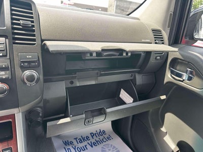2008 Nissan Pathfinder LE