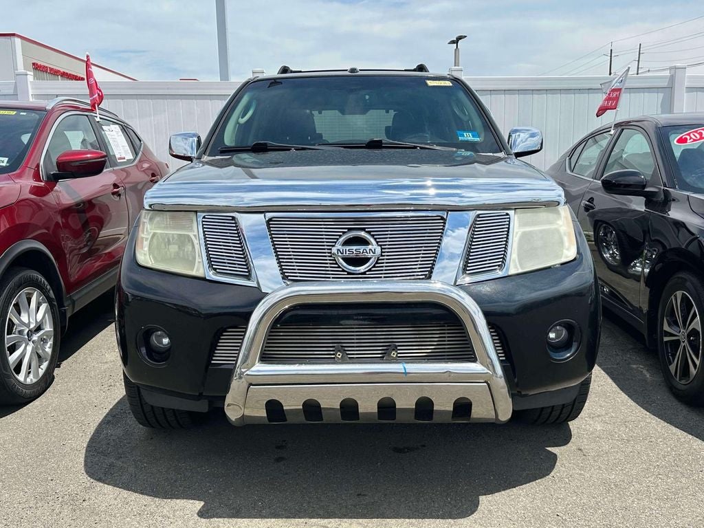 2008 Nissan Pathfinder LE