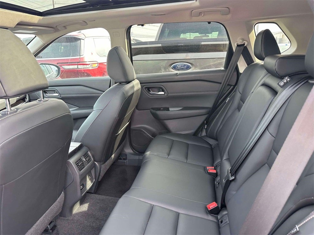 2024 Nissan Rogue SL