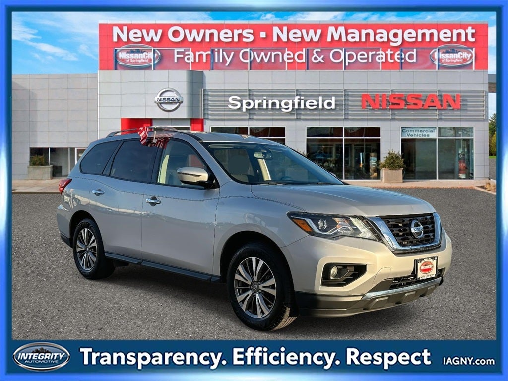 2019 Nissan Pathfinder SV
