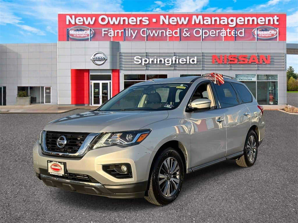 2019 Nissan Pathfinder SV