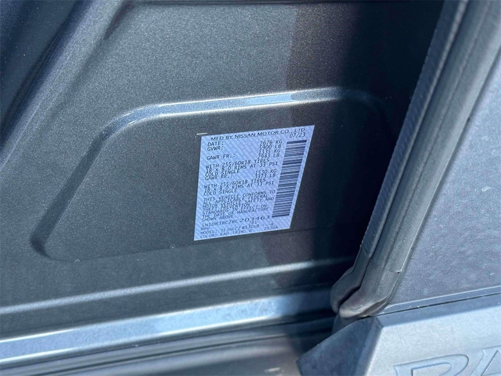 2024 Nissan Pathfinder SV