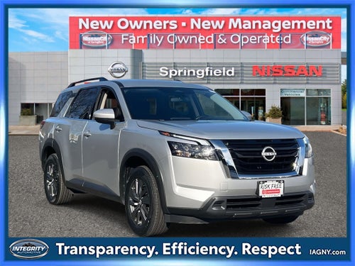 2024 Nissan Pathfinder SV