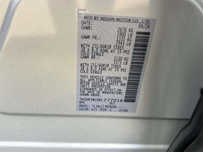 2024 Nissan Pathfinder SV