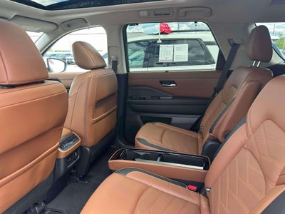 2023 Nissan Pathfinder Platinum