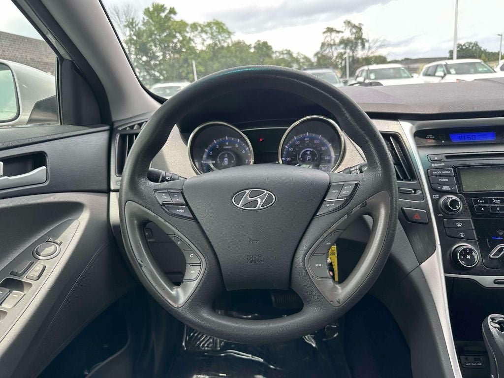 2012 Hyundai SONATA GLS