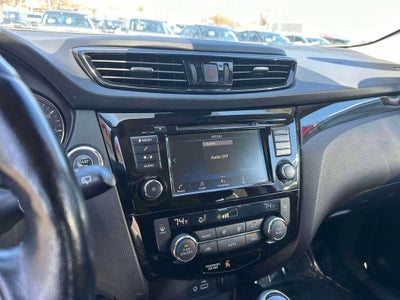 2022 Nissan Rogue Sport SV