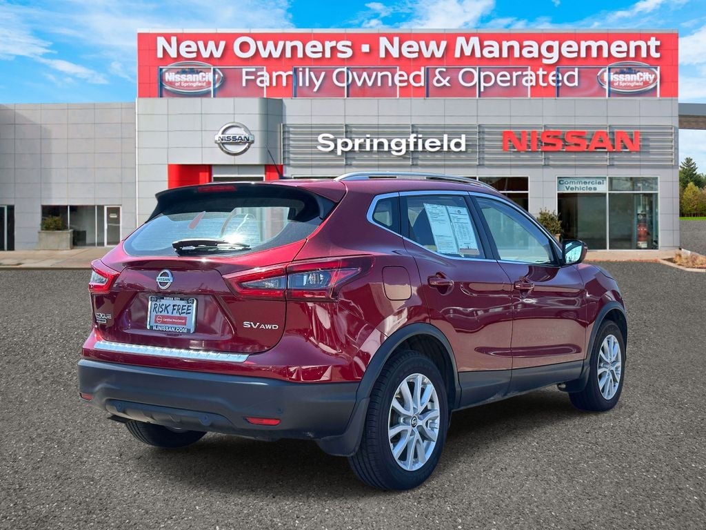 2022 Nissan Rogue Sport SV
