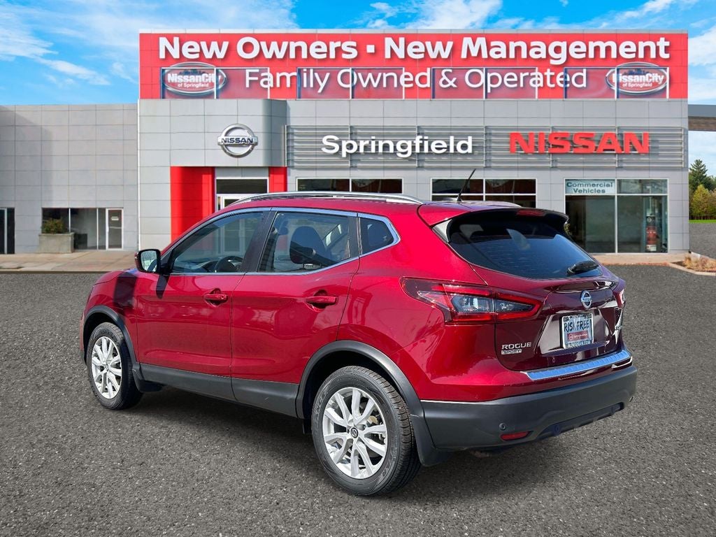 2022 Nissan Rogue Sport SV