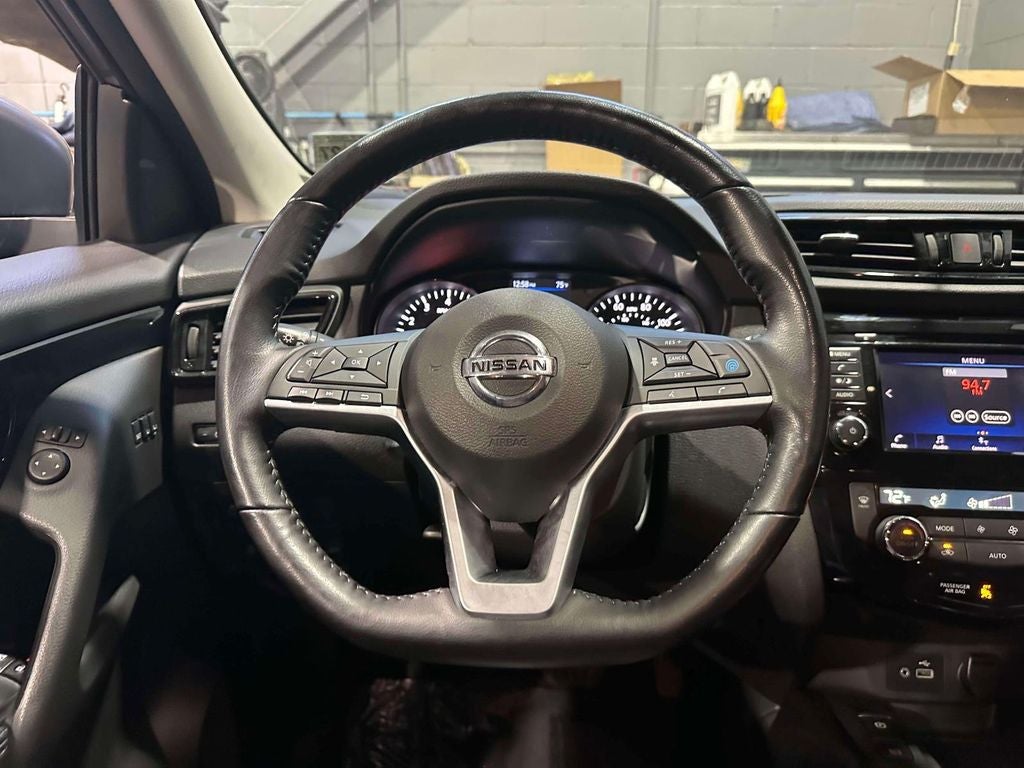 2022 Nissan Rogue Sport SV