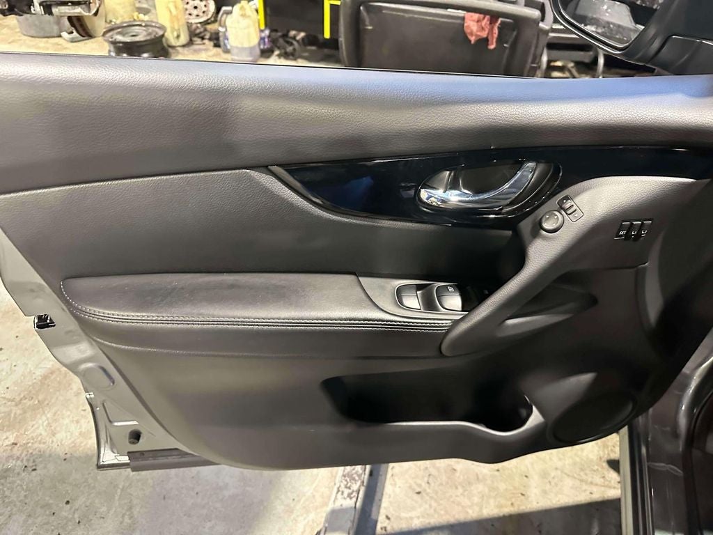 2022 Nissan Rogue Sport SV