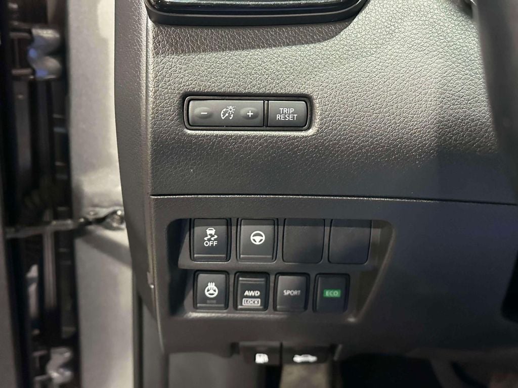 2022 Nissan Rogue Sport SV