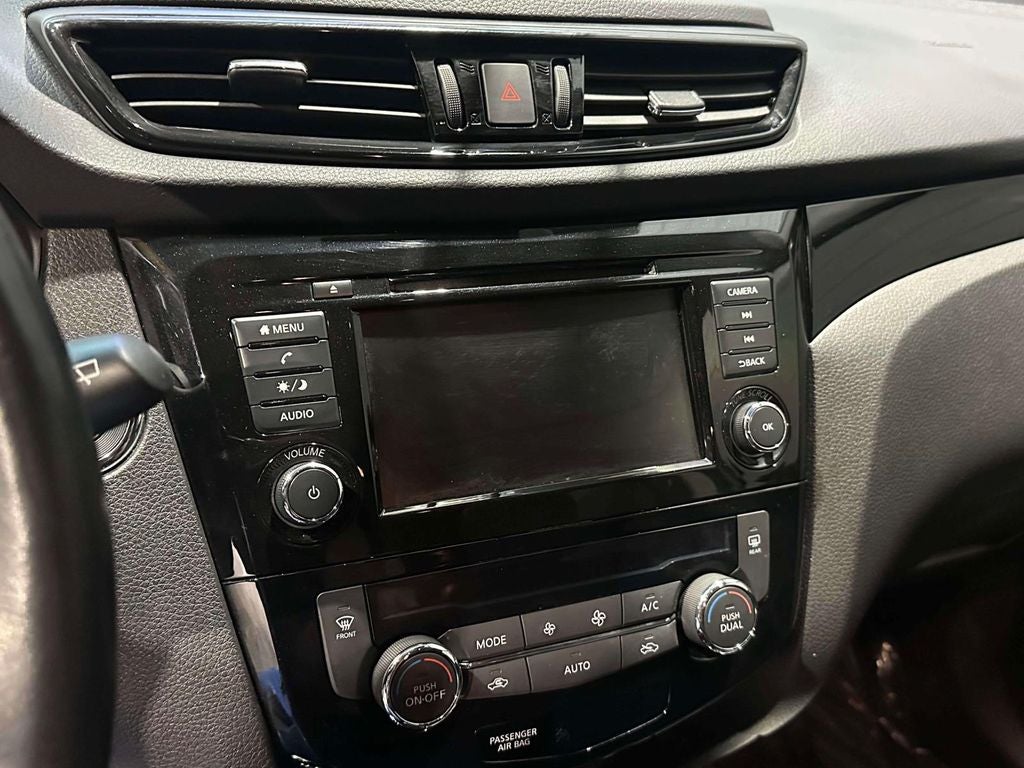 2022 Nissan Rogue Sport SV