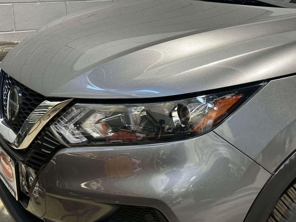 2022 Nissan Rogue Sport SV