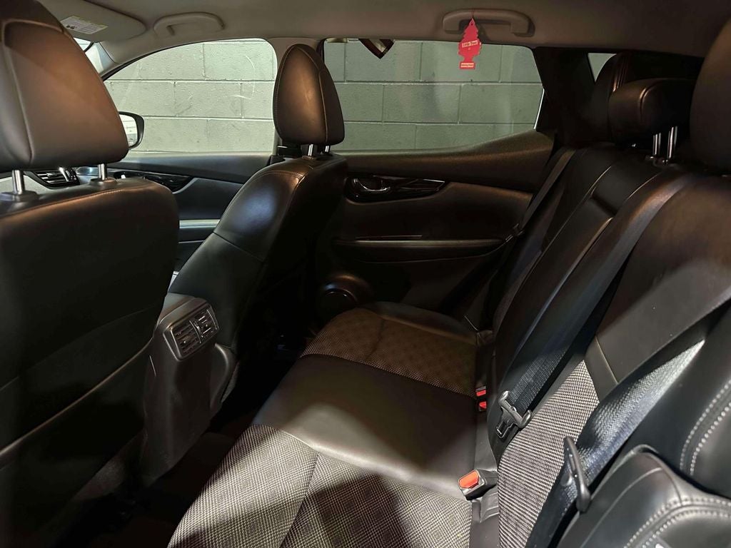 2022 Nissan Rogue Sport SV