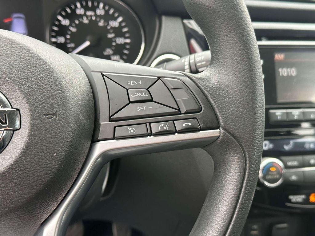 2017 Nissan Rogue Sport SV