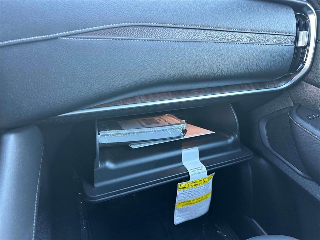 2025 Nissan Armada SL CERTIFIED