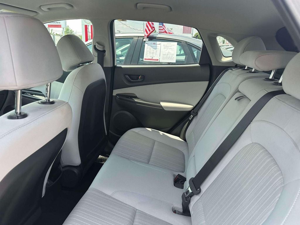 2023 Hyundai KONA SEL