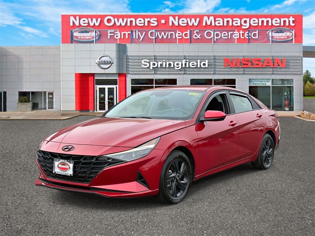 2023 Hyundai ELANTRA SEL