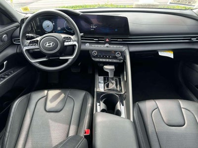 2025 Hyundai ELANTRA Limited