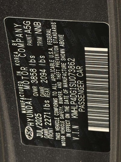 2025 Hyundai ELANTRA Limited