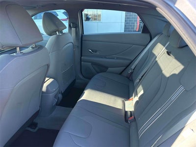 2025 Hyundai ELANTRA SEL Convenience