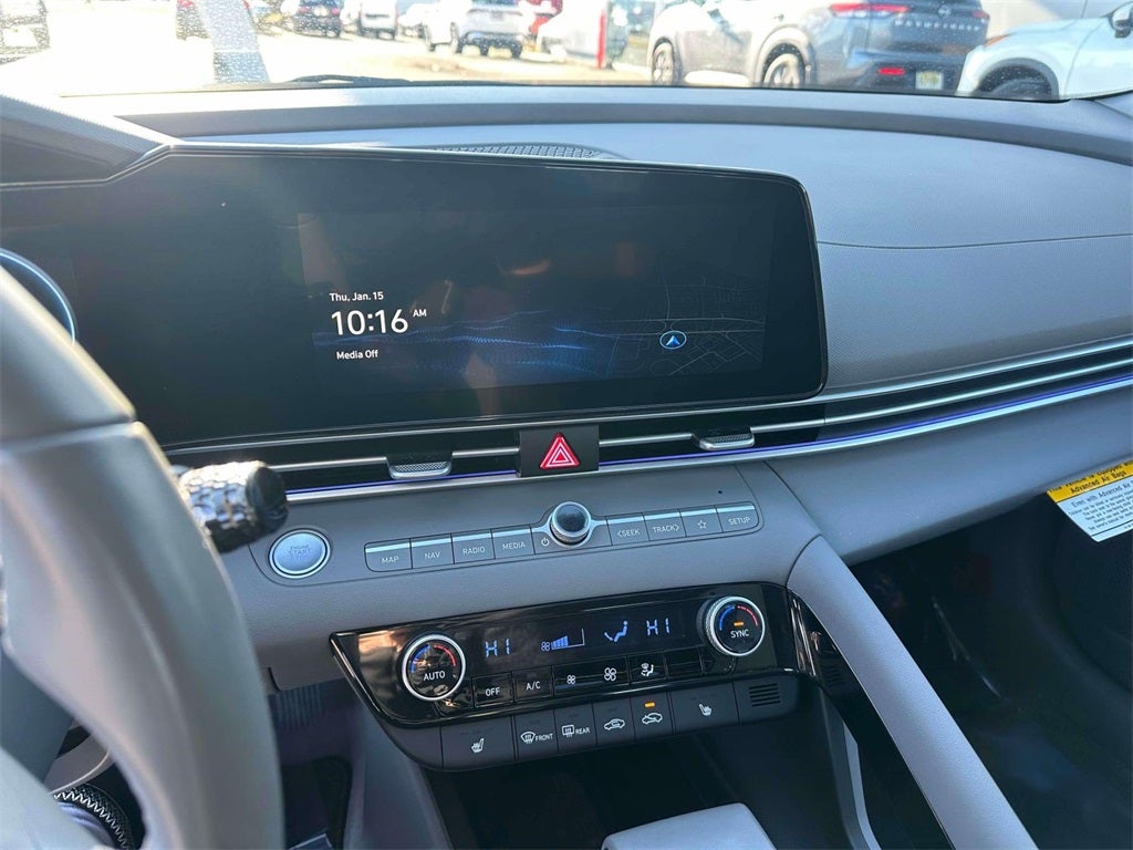 2025 Hyundai ELANTRA SEL Convenience