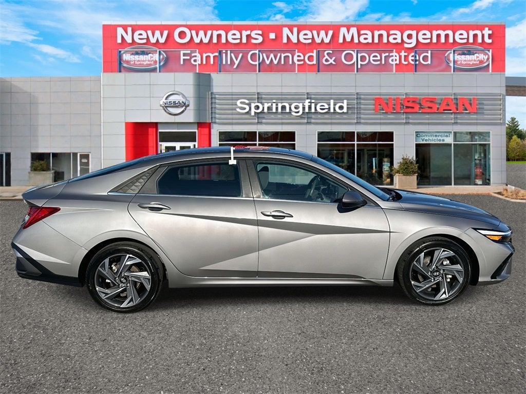 2025 Hyundai ELANTRA SEL Convenience