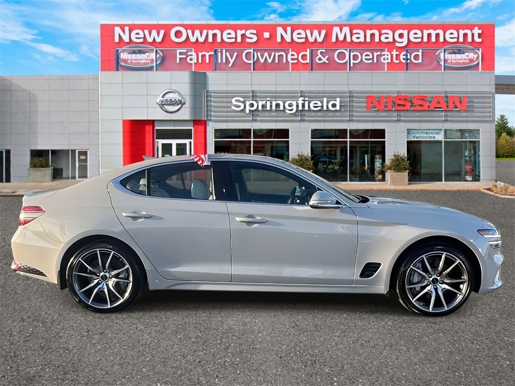 2025 Genesis G70 2.5T