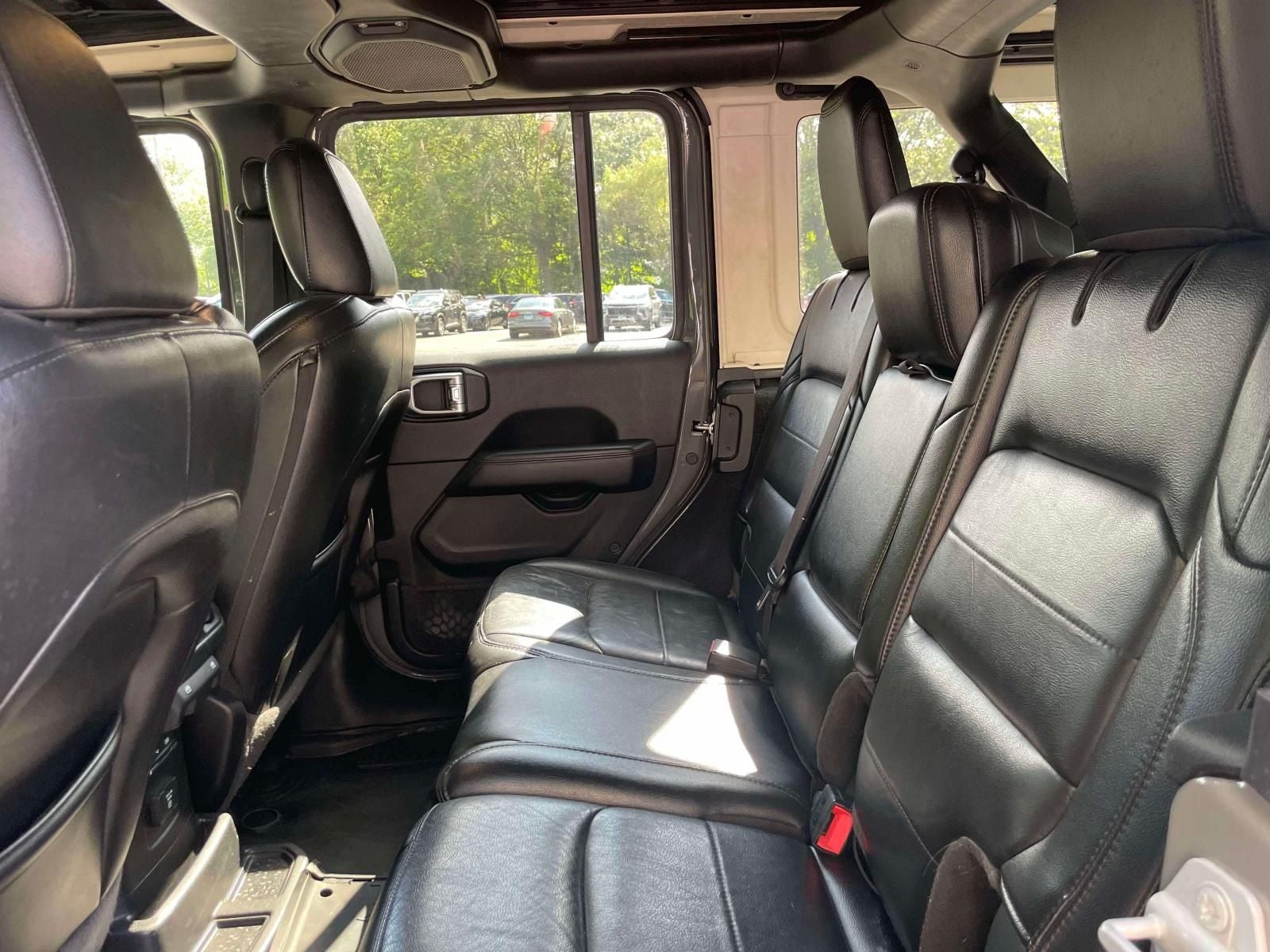 2020 Jeep Wrangler Unlimited Sahara Altitude 4x4