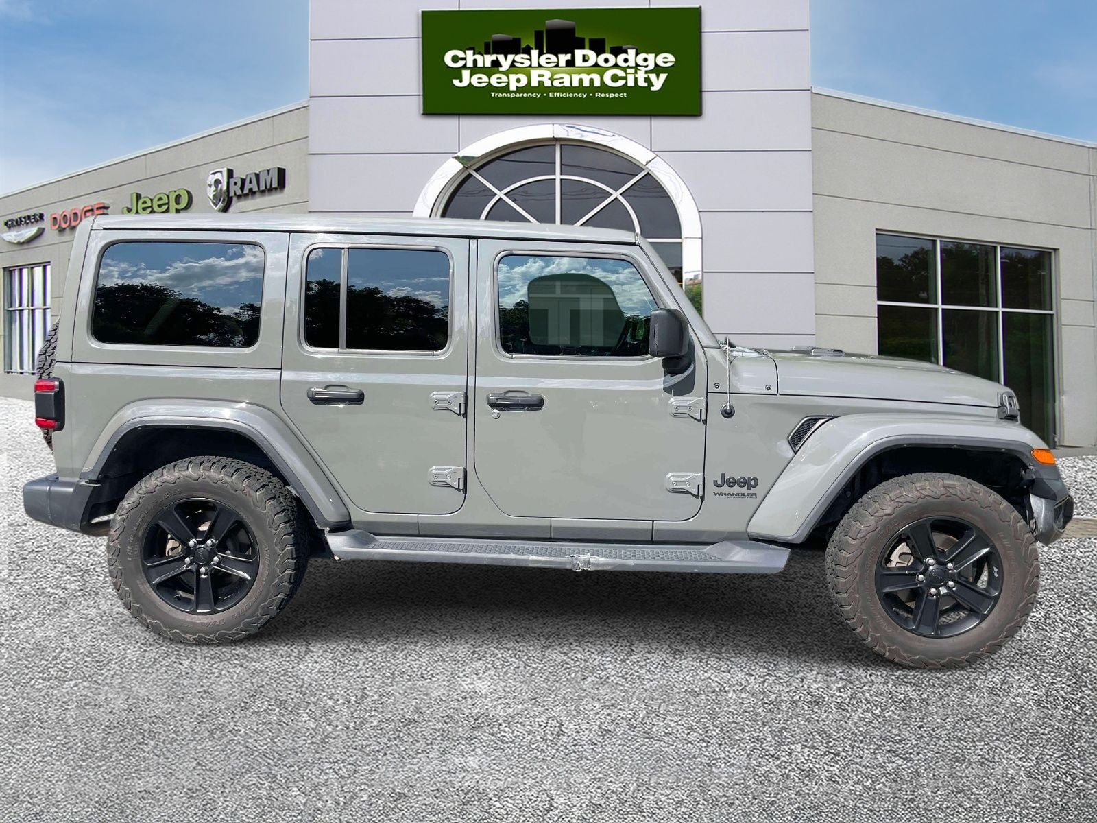 2020 Jeep Wrangler Unlimited Sahara Altitude 4x4