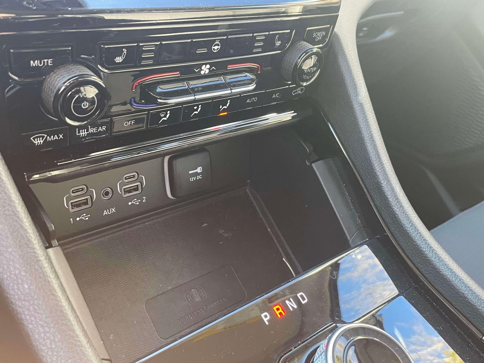 2023 Jeep Grand Cherokee Laredo 4x4