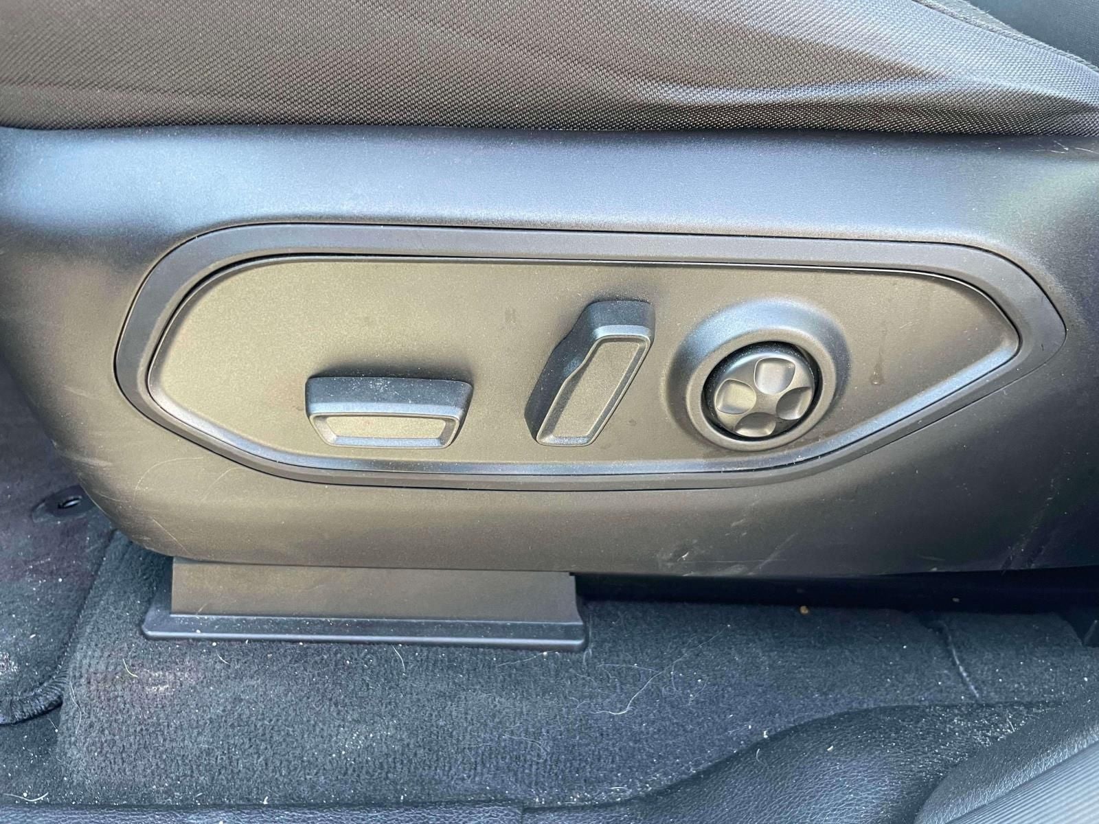 2023 Jeep Grand Cherokee Laredo 4x4