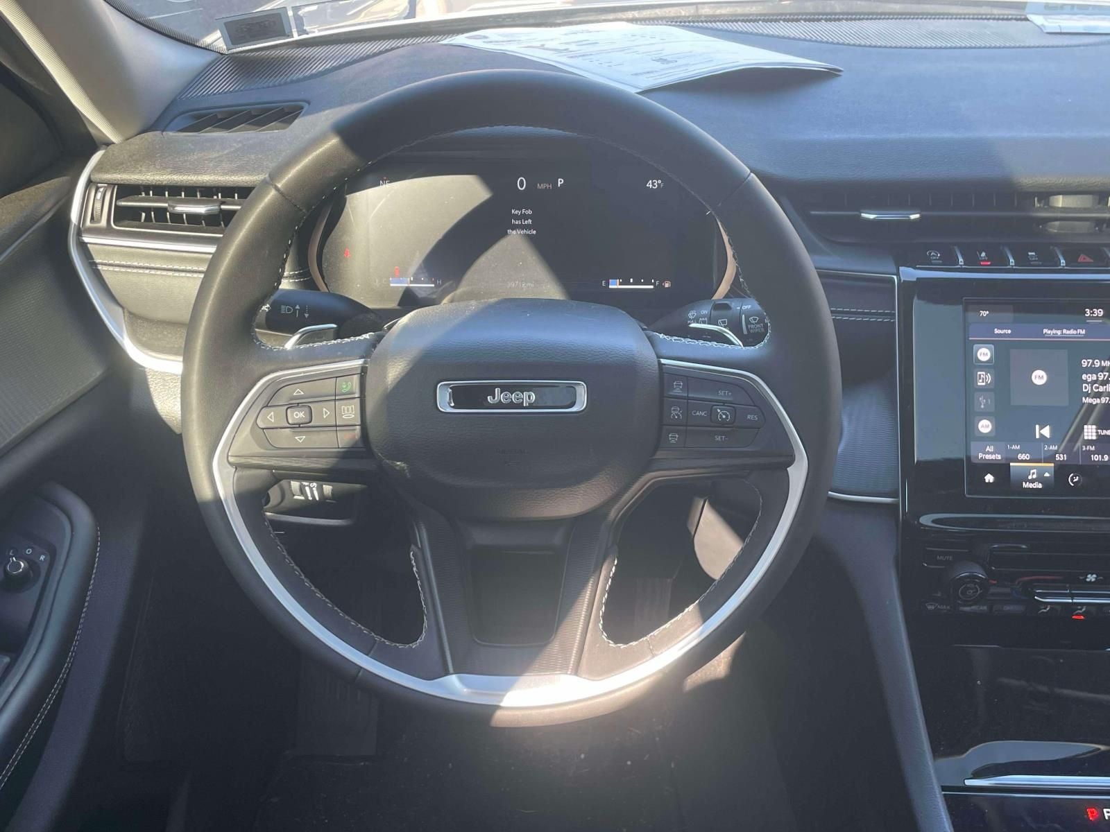 2023 Jeep Grand Cherokee Laredo 4x4