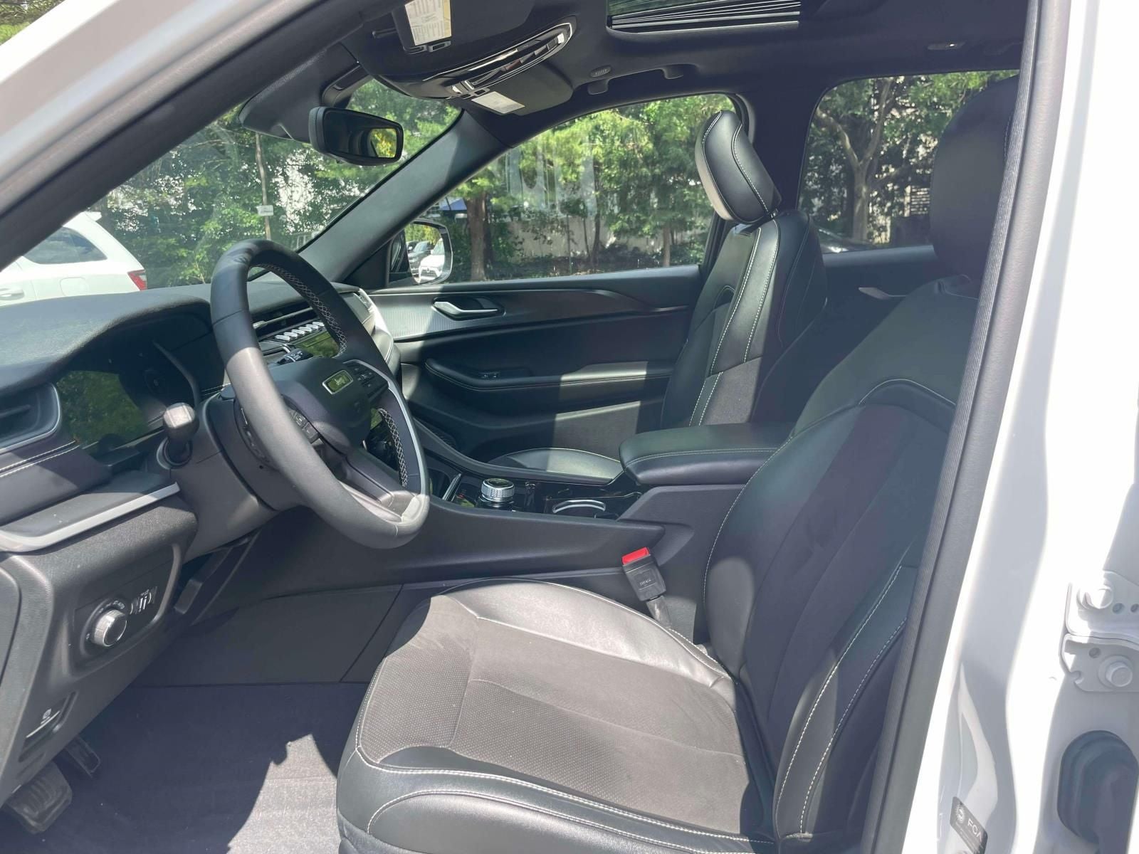 2023 Jeep Grand Cherokee Altitude 4x4