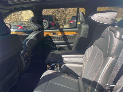 2024 Jeep Grand Cherokee L Summit Reserve 4x4