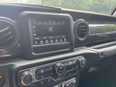 2022 Jeep Gladiator Altitude