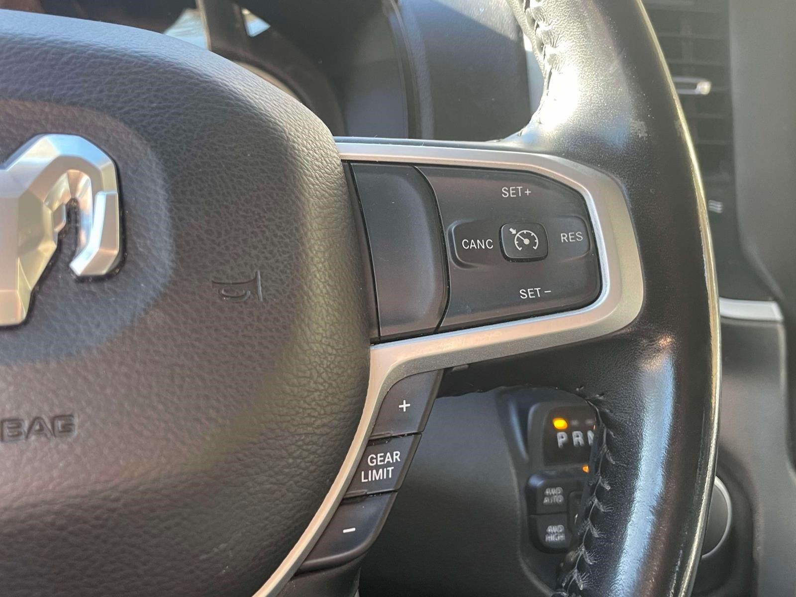 2020 RAM 1500 Big Horn Quad Cab 4x4 6'4' Box