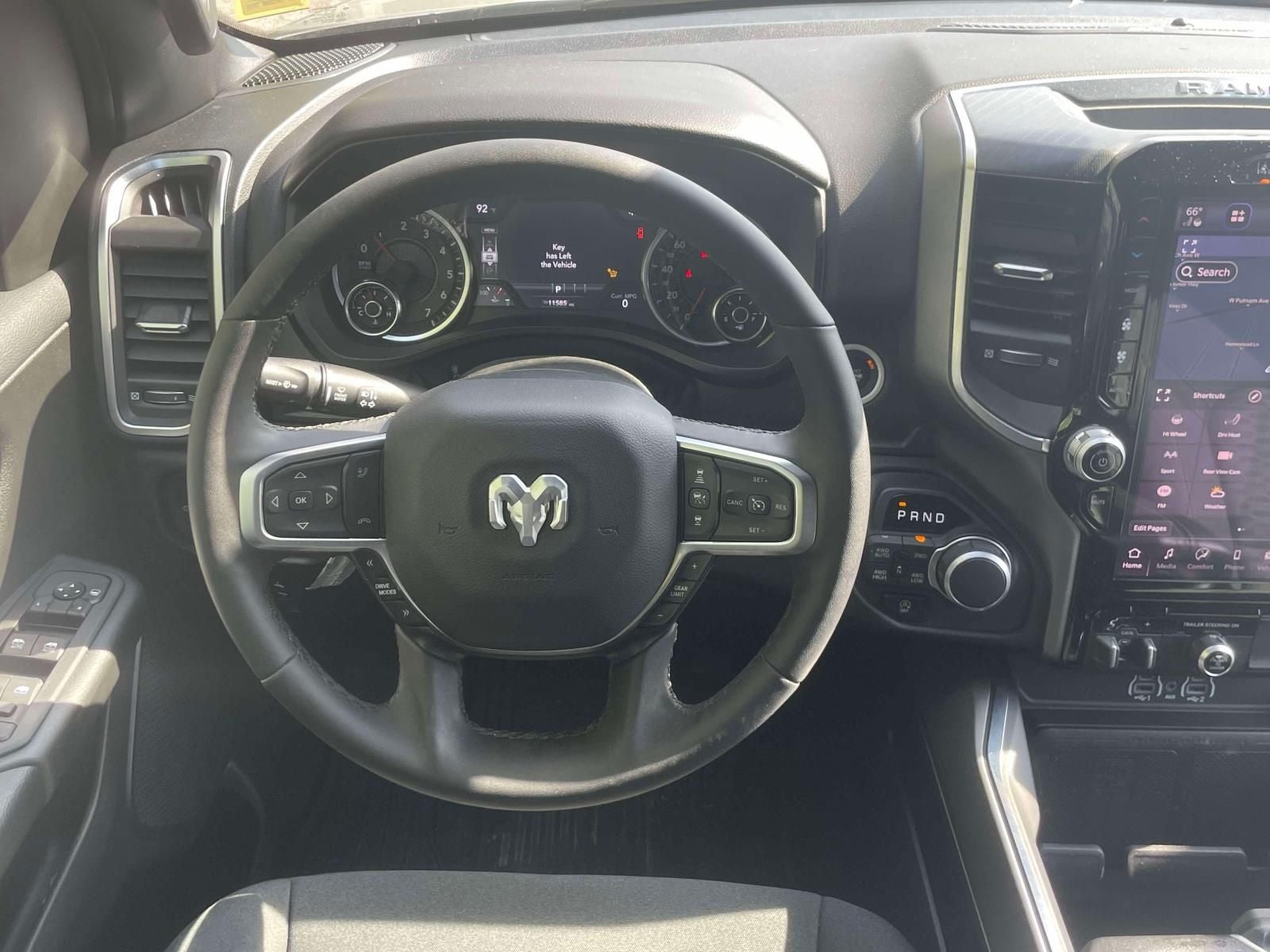 2025 RAM 1500 Big Horn Crew Cab 4x4 5'7' Box