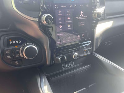 2025 RAM 1500 Big Horn Crew Cab 4x4 5'7' Box