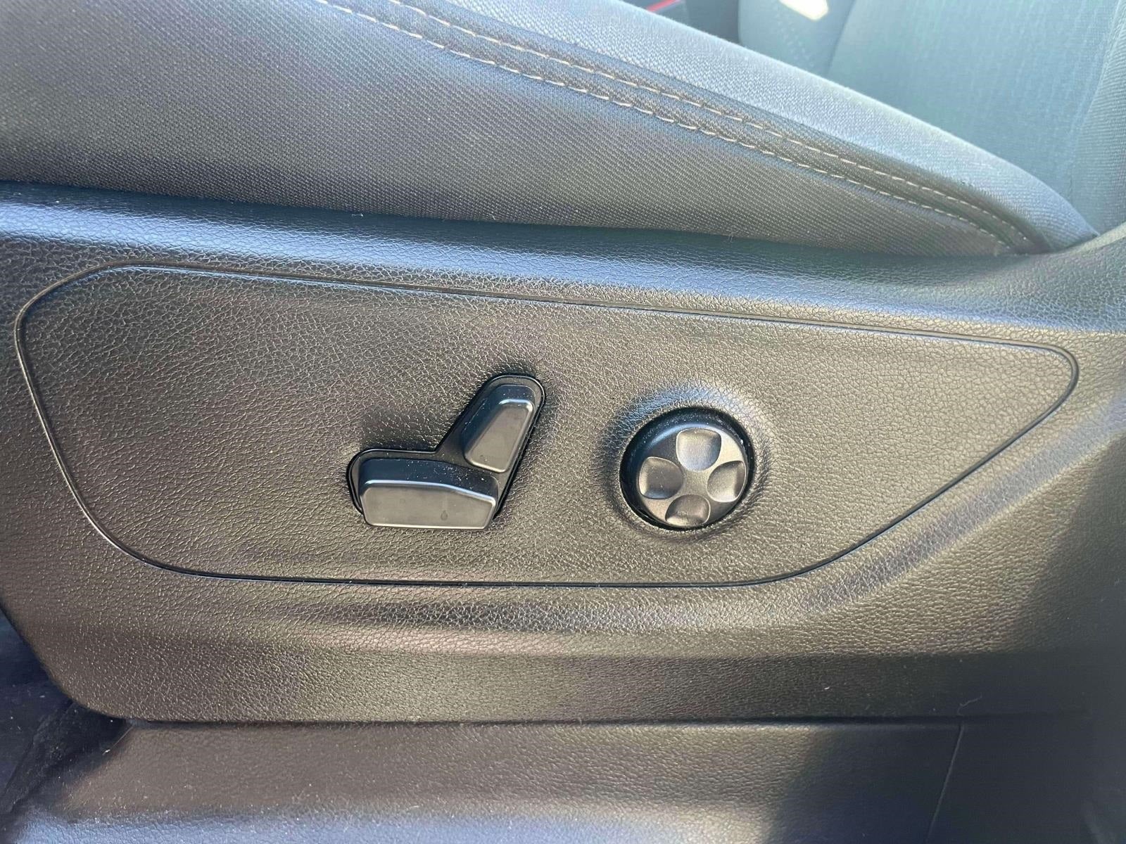 2021 RAM 1500 Big Horn Crew Cab 4x4 5'7' Box