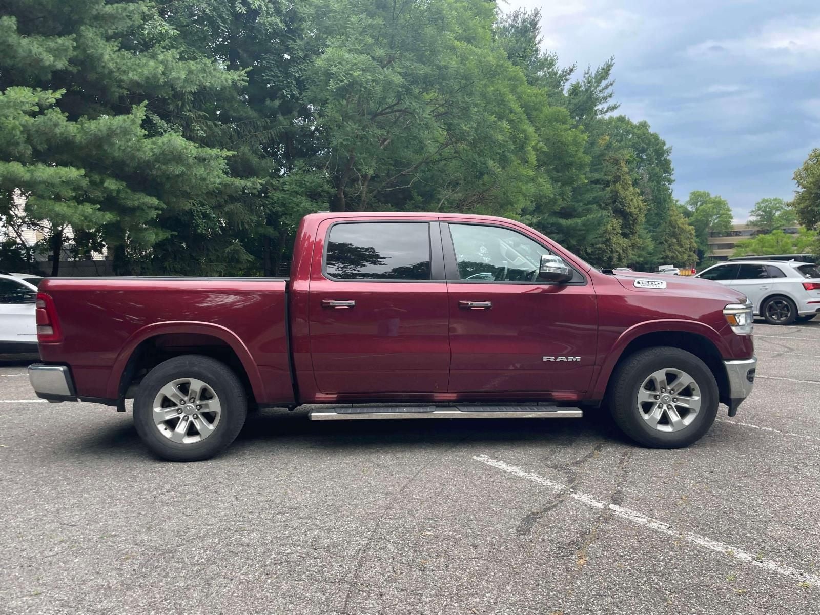 2022 RAM 1500 Laramie Crew Cab 4x4 5'7' Box